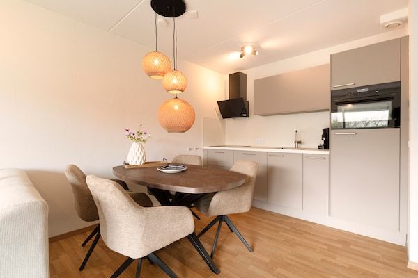 Keuken - Seaside Retreat-appartement in Callantsoog in Callantsoog (3)