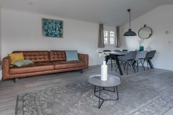 Untagged - Vakantiehuis in Halfweg met terras in Halfweg (3)