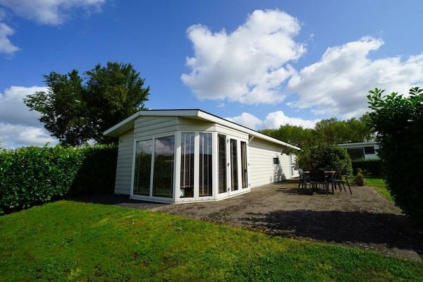 Untagged - Vakantiehuis in Halfweg met terras in Halfweg (1)