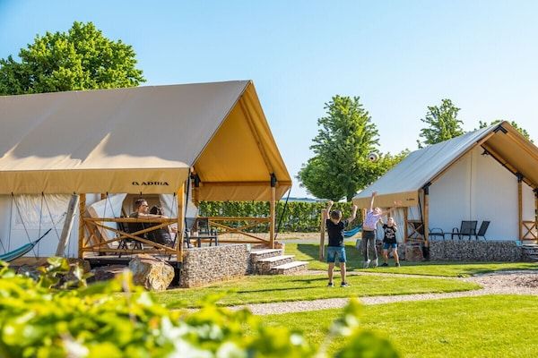 Untagged - Glampingtent Luxe 6 in Berg En Terblijt (2)
