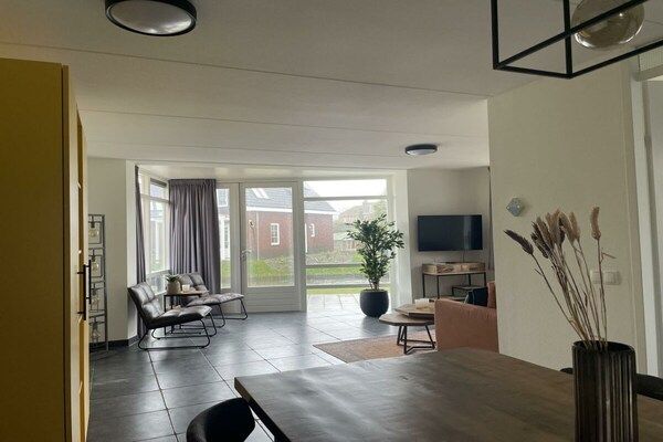 Untagged - Villa in Medemblik met terras en wifi. in Medemblik (4)