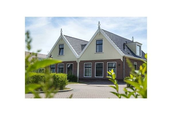 Untagged - Munt geschacked 12 in Uitdam (1)