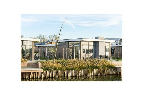 Untagged - Paviljoen Waterkant 6 in Linden (1)