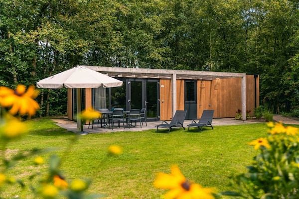 Untagged - Vakantiehuis in ruïne met terras in Ruinen (1)