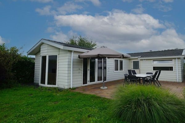 Untagged - Vakantiehuis in Halfweg met terras in Halfweg (1)
