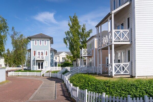 Buitenkant - Appartement bij Cape Helius aan het water in Hellevoetsluis (3)