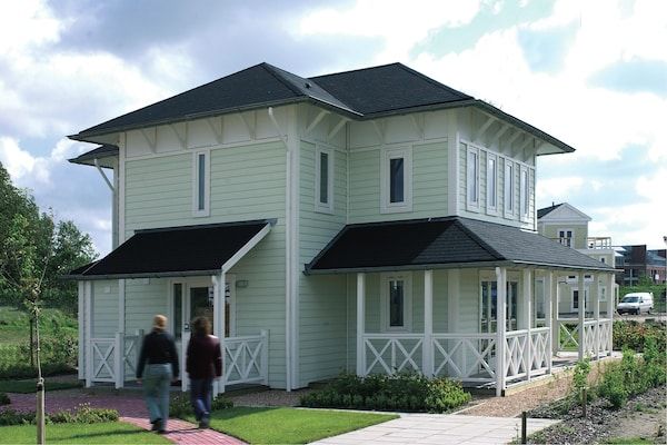 Buitenkant - Villa vlakbij de zee in Rockanje in Hellevoetsluis (1)