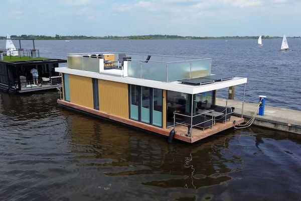 Untagged - 2-slaapkamer woonboot in Offingawier (2)