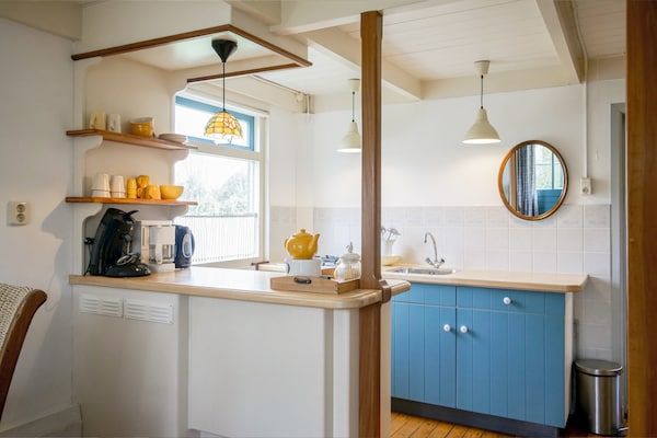 Keuken - Vakantiehuis in Callantsoog vlakbij het strand in Callantsoog (4)