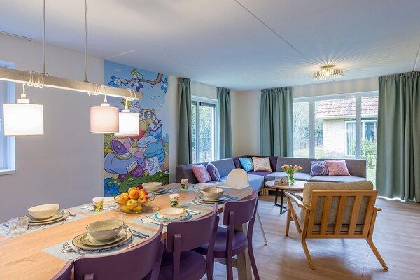 Woonkamer - Villa in Hoogerheide met privéterras in Hoogerheide (1)