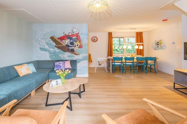 Woonkamer - Toegankelijke Familievilla in Hoogerheide in Hoogerheide (2)
