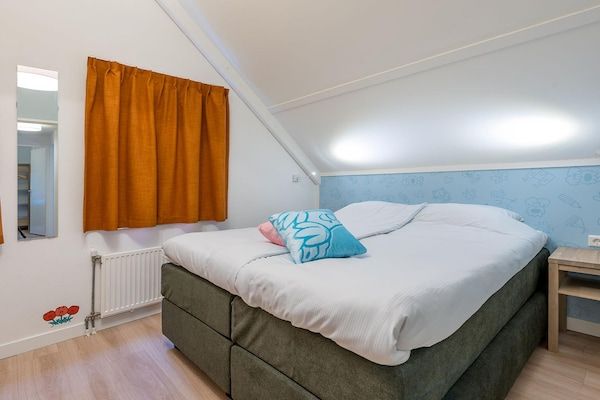Slaapkamer - Toegankelijke Familievilla in Hoogerheide in Hoogerheide (4)