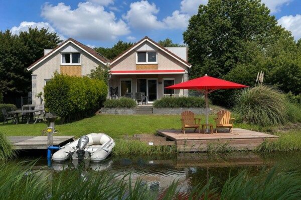 Untagged - Vakantiehuis in Makkum met zwembad in Makkum (1)