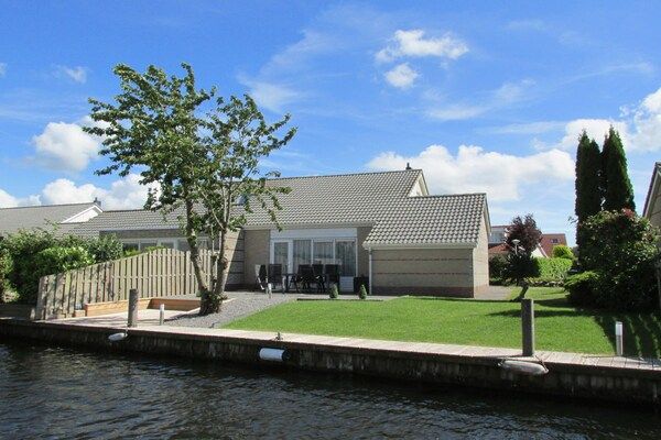 Untagged - Vakantiehuis in Lemmer met zwembad in Lemmer (1)