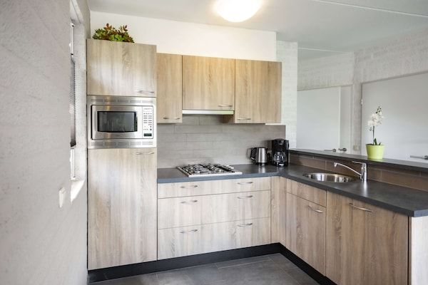 Keuken - Vakantiehuis in Gelderland met tuin in Plasmolen (5)