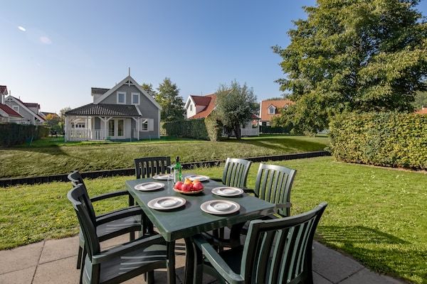 Terras - Landhuis in AquaStaete met tuin in Bruinisse (4)