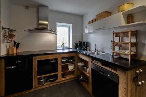 Keuken - Appartement nabij centrum in Mesch in Mesch-Eijsden (3)