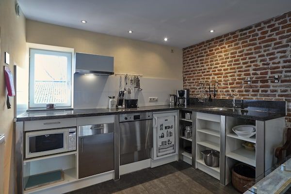 Keuken - Villa in Mesch met tuin in Mesch-Eijsden (2)