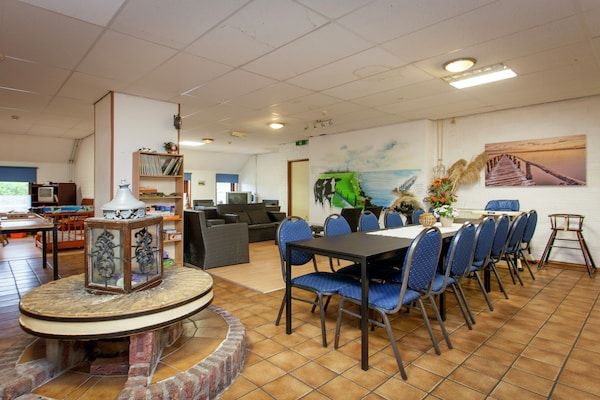 Eetkamer - Boerderij in Holwerd bij de Zee in Holwerd (2)
