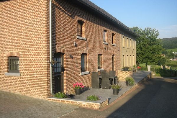 Buitenkant - Vakantiehuis in Epen met Tuin & BBQ in Epen (1)