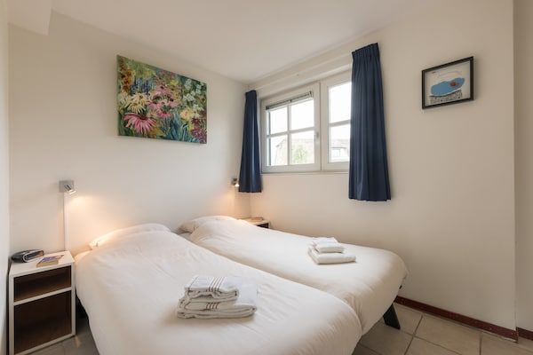 Slaapkamer - Ontsnappen aan het meer bij Giethoorn in Wanneperveen (4)