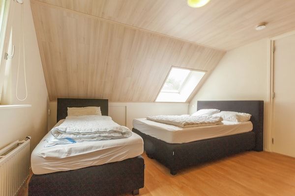 Slaapkamer - Kempen Comfort met Sauna & Bad in Vessem (3)