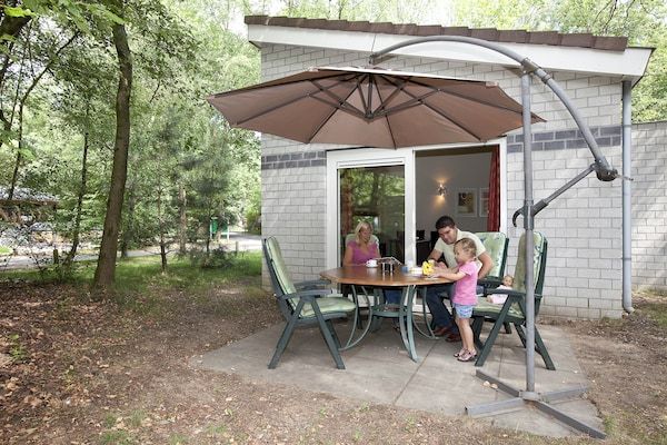 Buitenkant - Huisdiervriendelijk toevluchtsoord in Kootwijk (1)