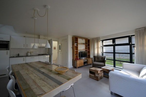 Woonkamer - Appartement in Nederland bij de kust in Schoorl (4)
