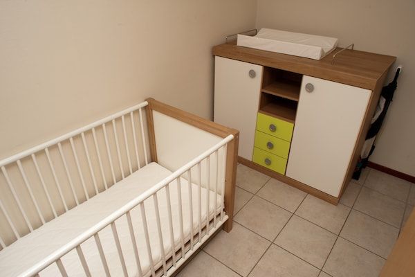 Slaapkamer - Bungalow in Nederland met Privé Sauna in Kootwijk (4)