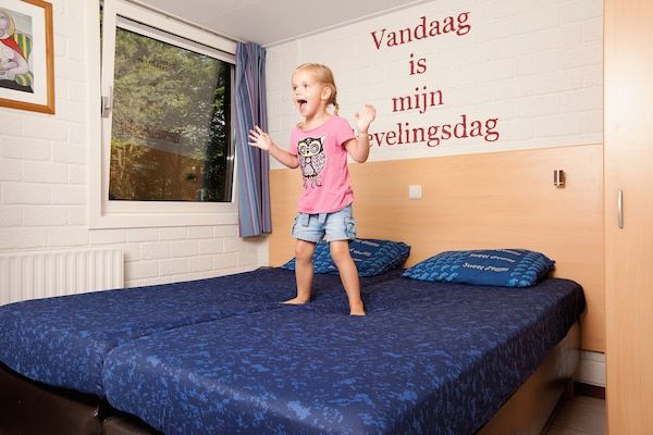 Slaapkamer - Bungalow in Nederland met Sauna & Privacy in Kootwijk (3)