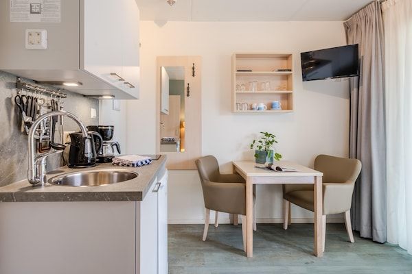 Keuken - Appartement in De Koog met gratis parkeren in De Koog Texel (4)