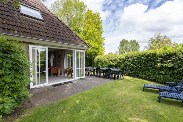 Buitenkant - Bungalow met jacuzzi, natuur in Eernewoud (1)