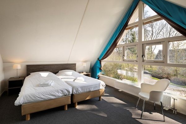 Slaapkamer - Wellness Villa | Finse sauna in Ruinen (3)