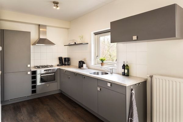 Keuken - Wellness Villa in Groene Ruinen in Ruinen (5)