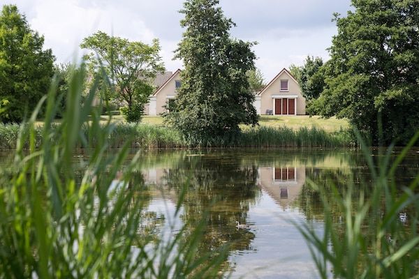 Buitenkant - Ontspannende natuurontsnapping in Heel (1)