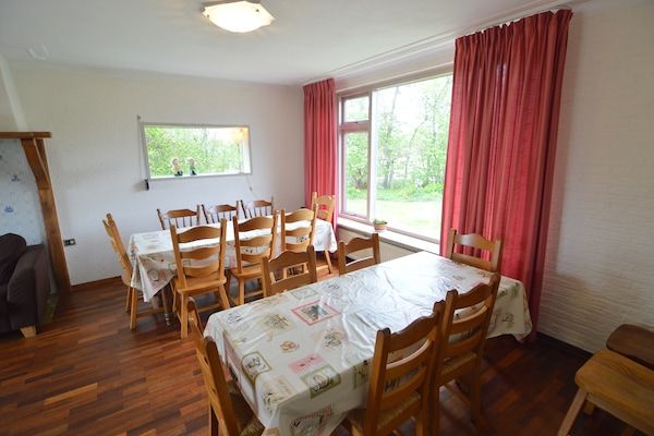 Eetkamer - Vakantiehuis in Elsendorp met Tuin in Elsendorp (3)