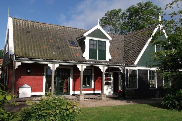 Buitenkant - Comfortabele kustvakantie in Hippolytushoef (1)