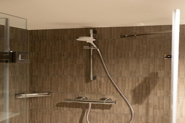 De badkamer van Maurits 1 in Den Haag