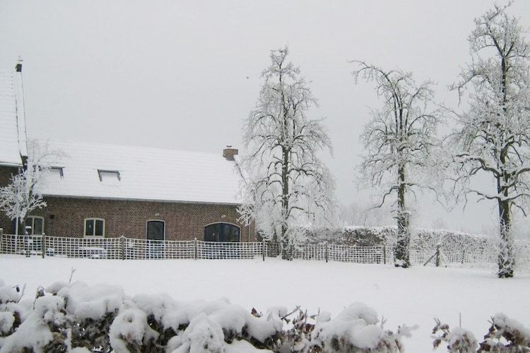 De buitenkant van Klein Paarlo in Sint Odilienberg